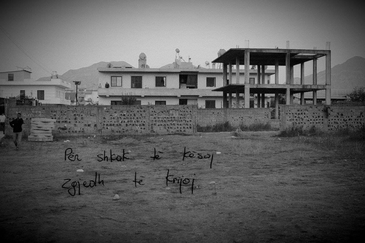 Peizazh urban me shënim artistik